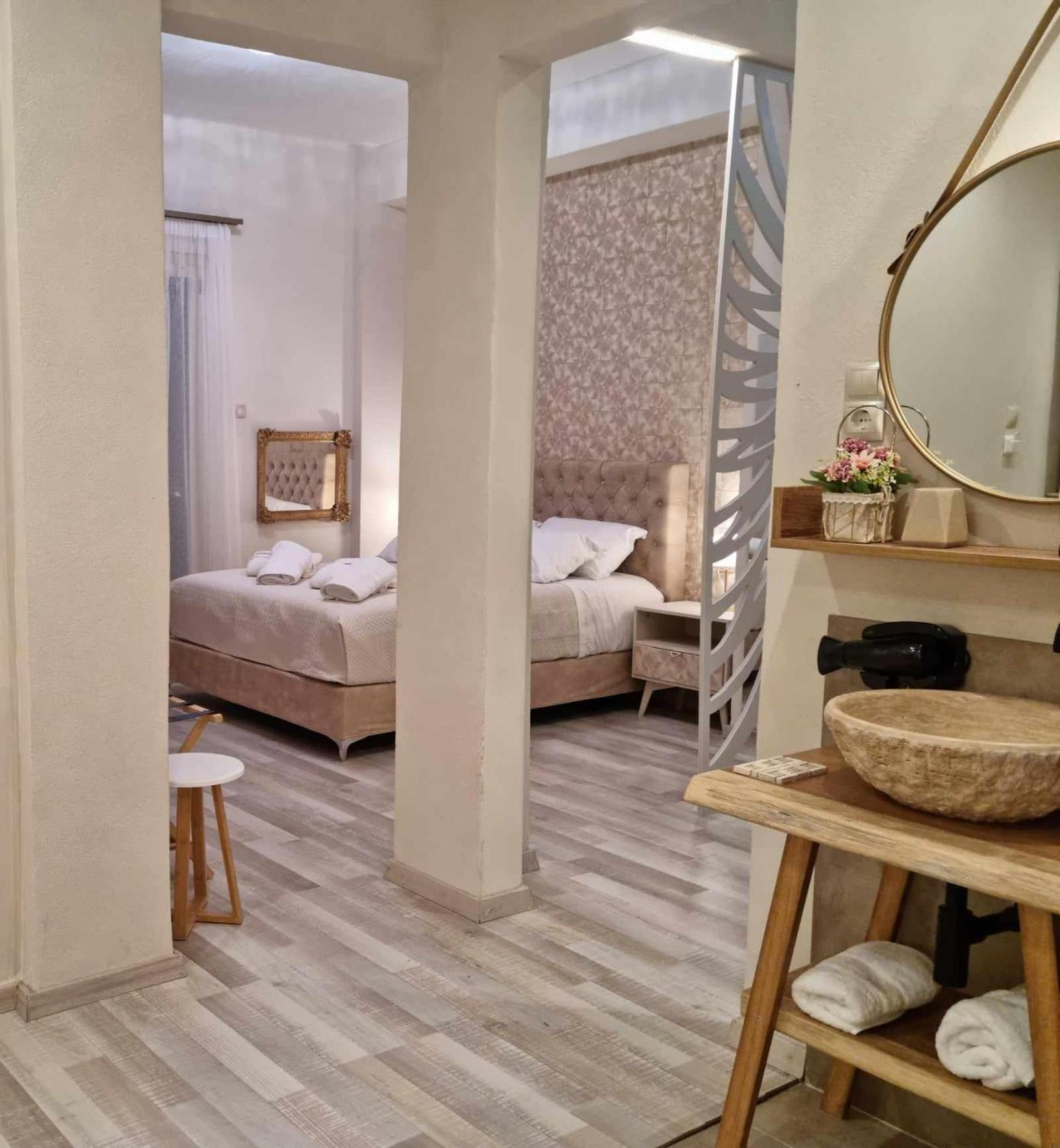 Golden City Center Suites Rhodes City Eksteriør billede