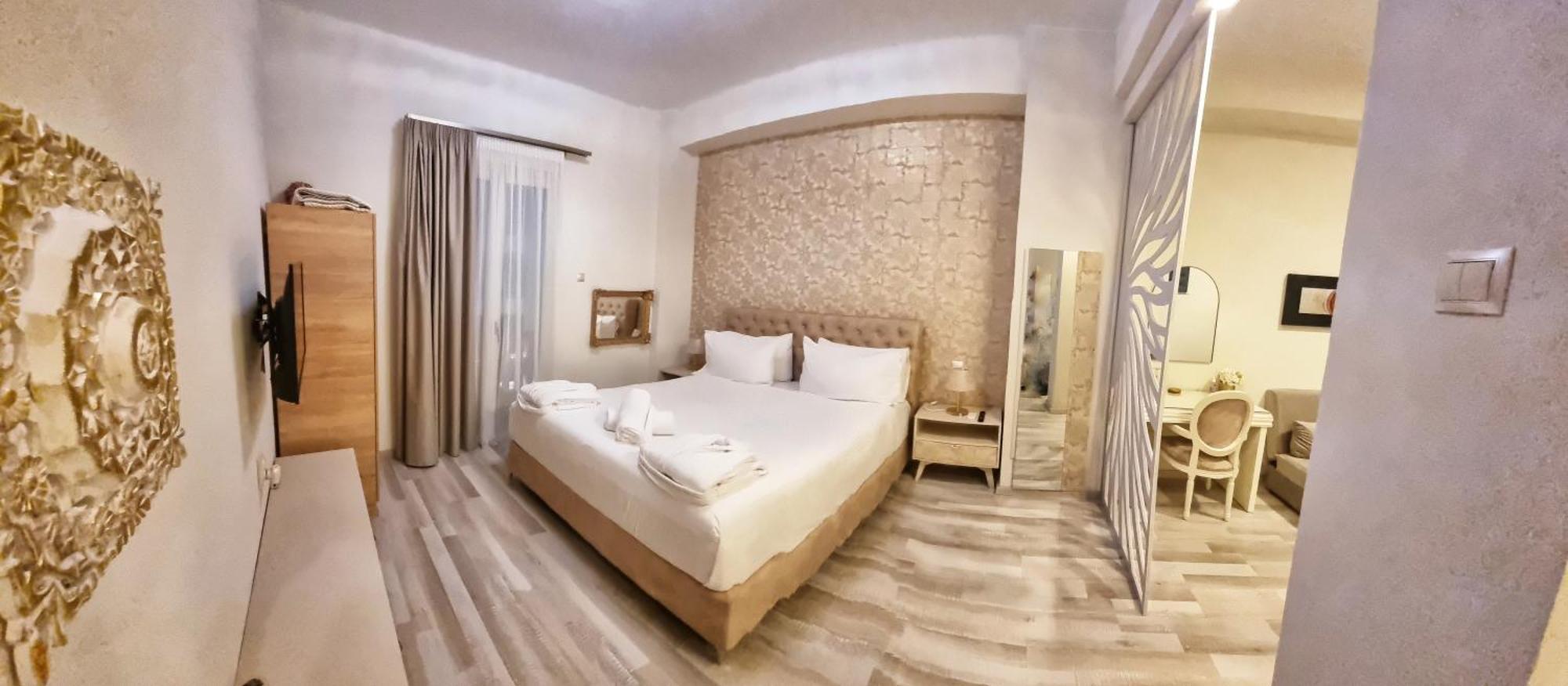Golden City Center Suites Rhodes City Eksteriør billede