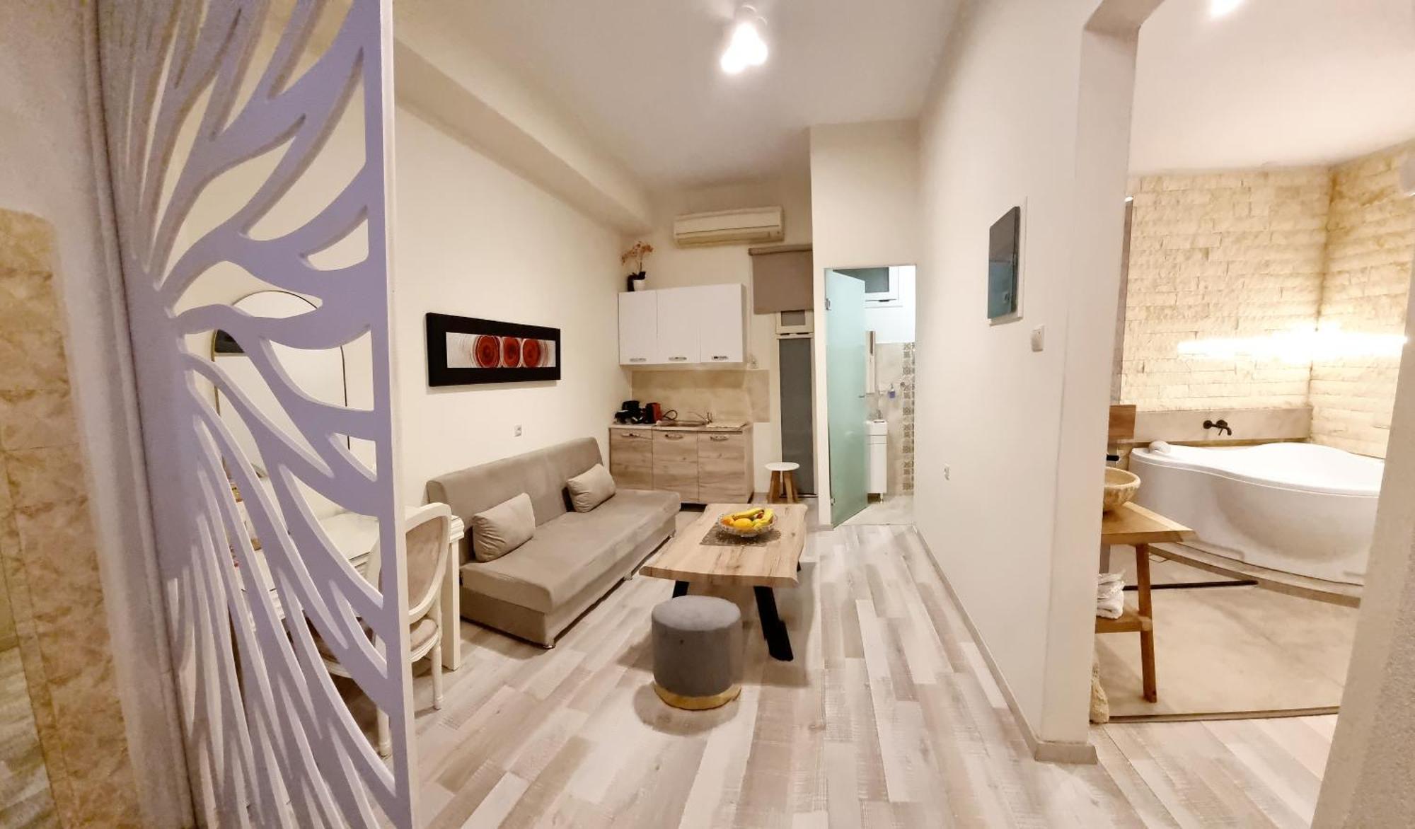 Golden City Center Suites Rhodes City Eksteriør billede